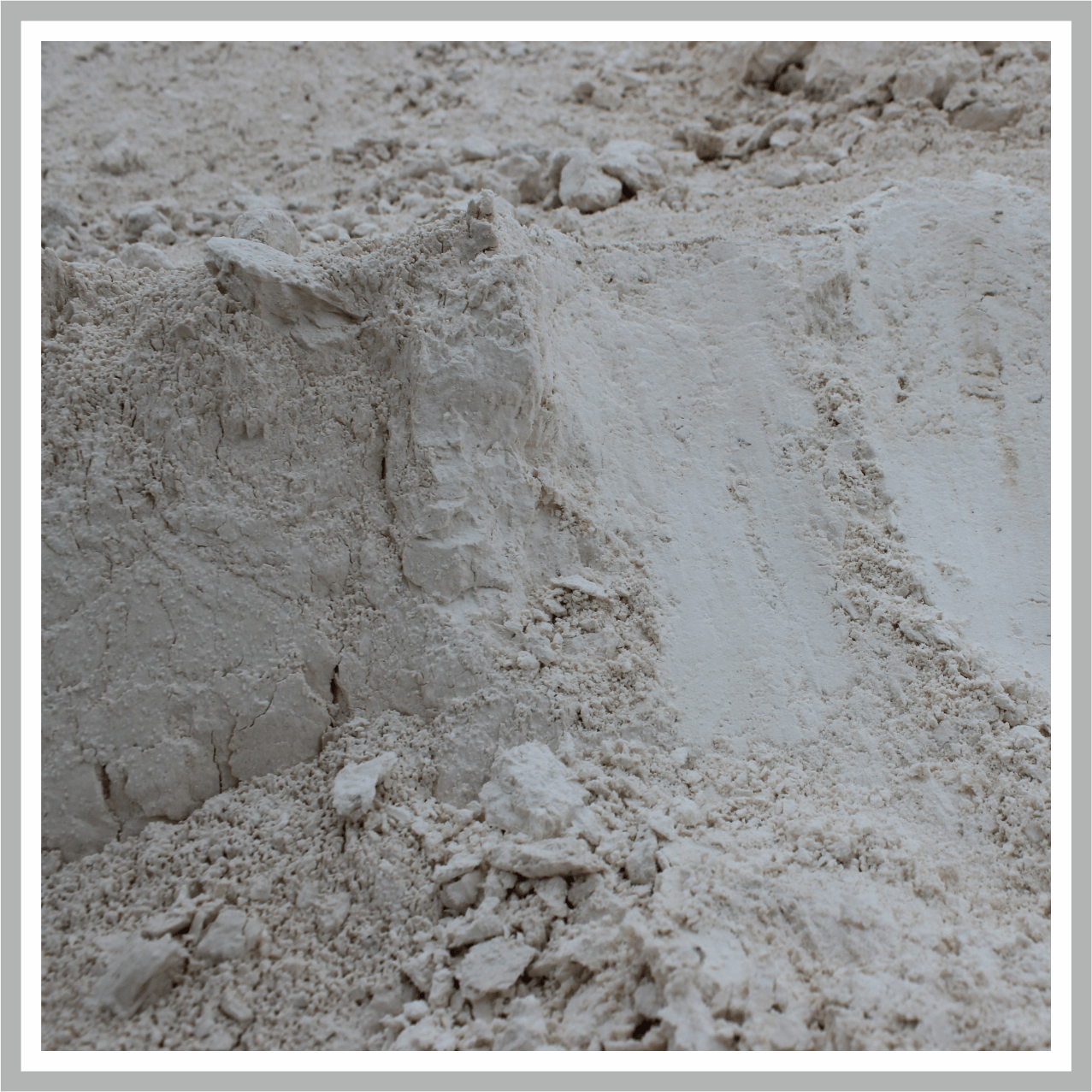 Отсев щебня (песок) 0-2,5 мм - купить в Екатеринбурге отсев гранитного щебня